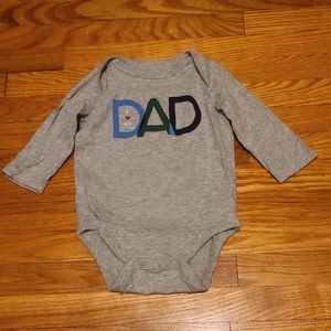 15 for $10 - baby GAP Infant 3-6m Gray "I ❤️ my Dad" Long Sleeve Onesie